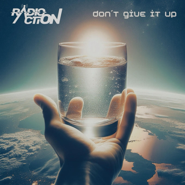RadioAction - Don&#039;t give it up